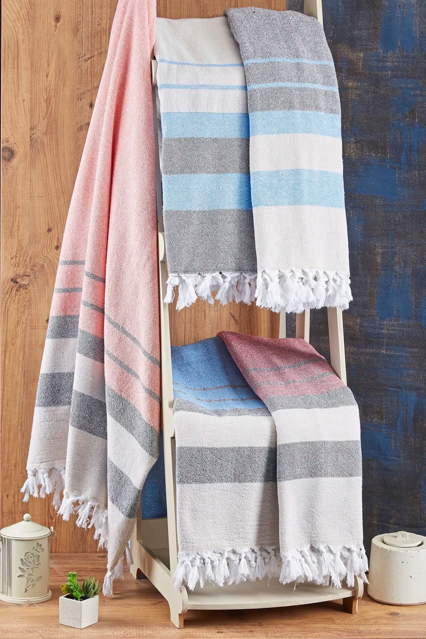 aeade15cba904208acc821144aa917ae