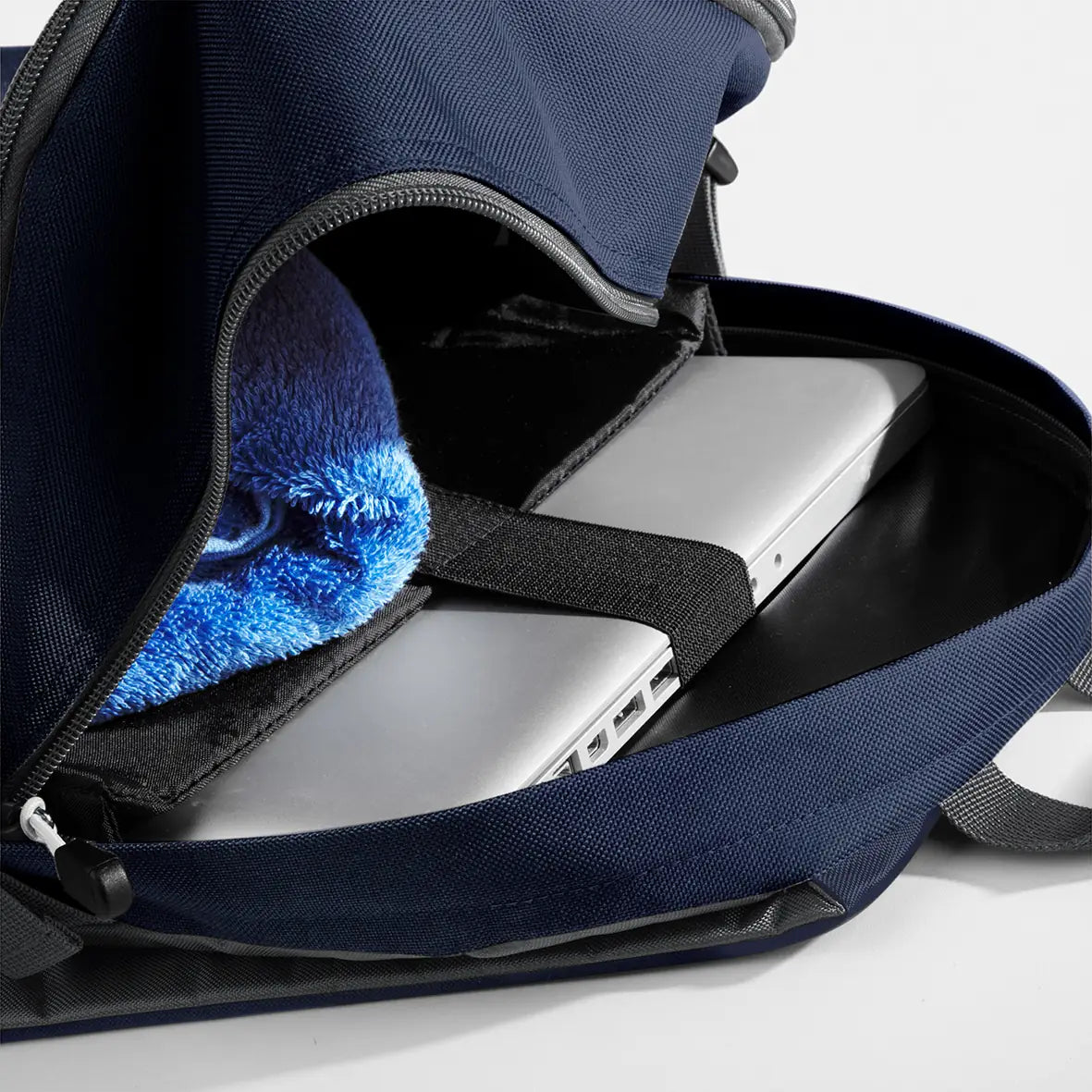 f3b8229f46d4a4d01c9b5df15be35e83