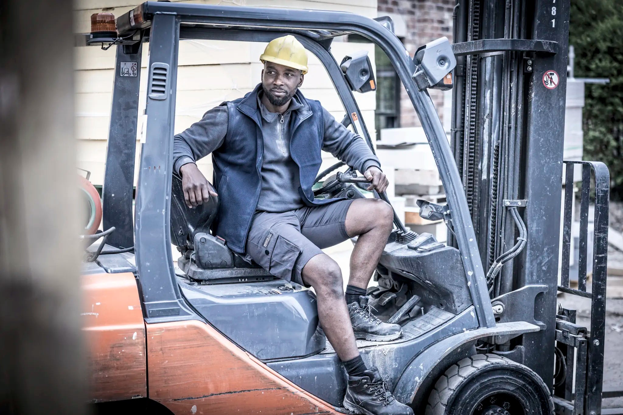 00995b1da554c398ad6142e7a8cffa43