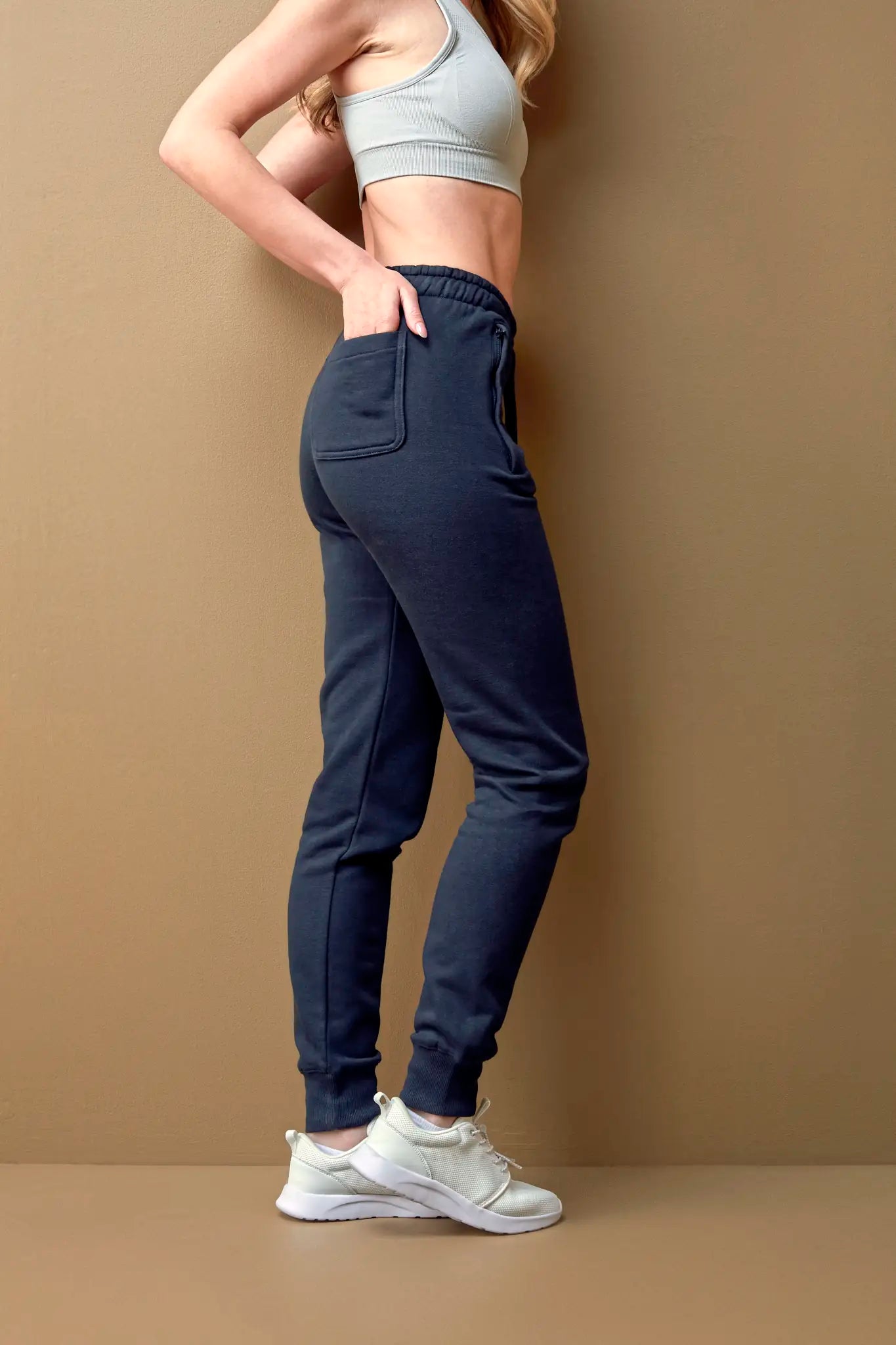 e8f5b63401cd1e8bdd2b7695ab961d92