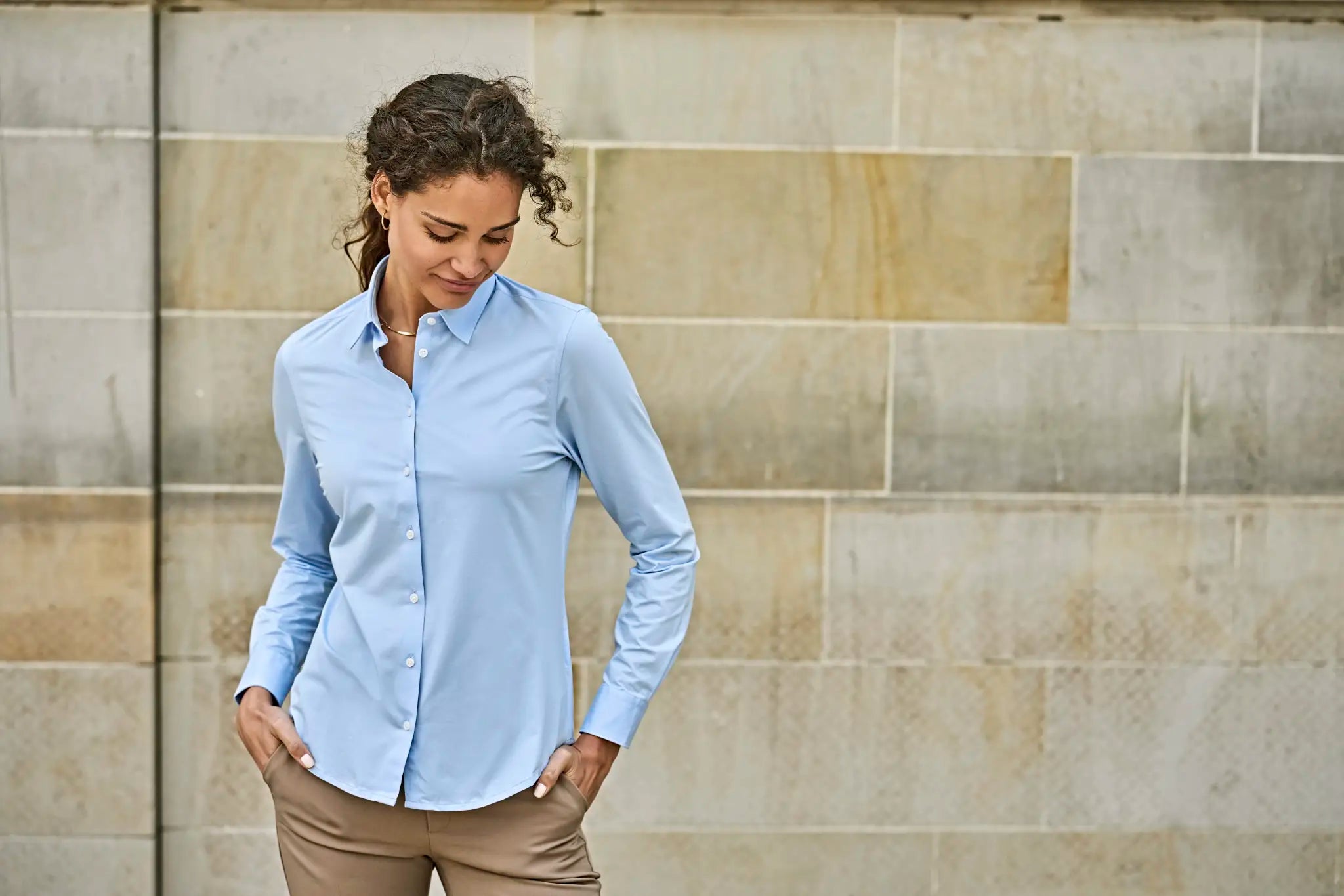 9eb3843bdc614bdfdc93f5bbdcd69213